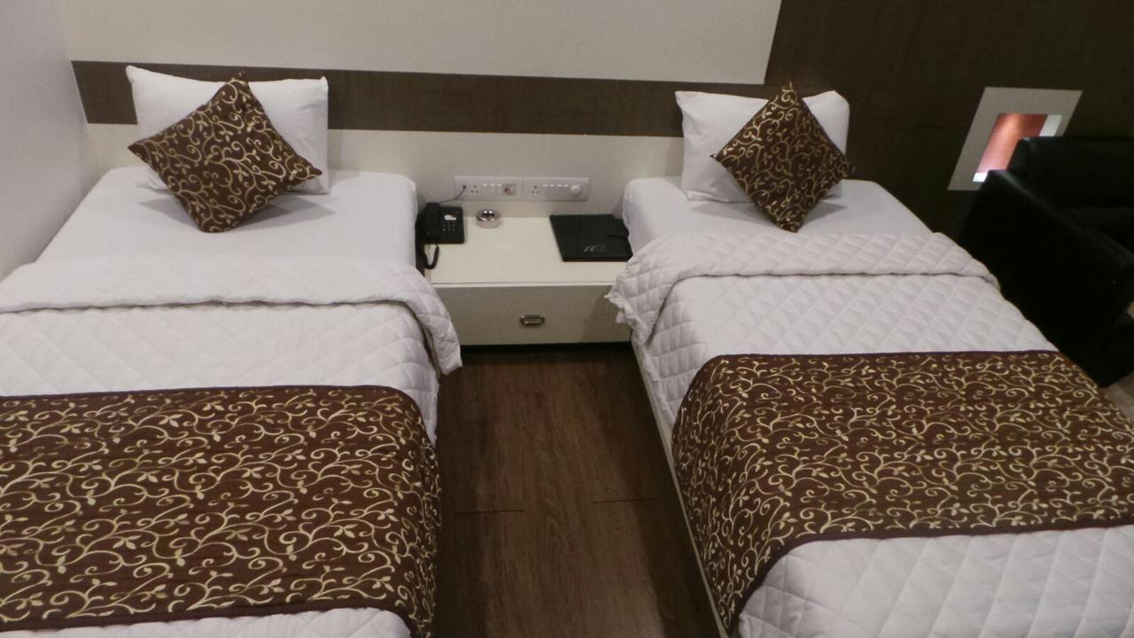 Hotel Princess Ankleshwar Exterior photo