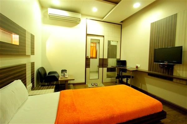 Hotel Princess Ankleshwar Exterior photo