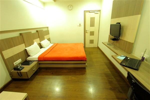 Hotel Princess Ankleshwar Exterior photo