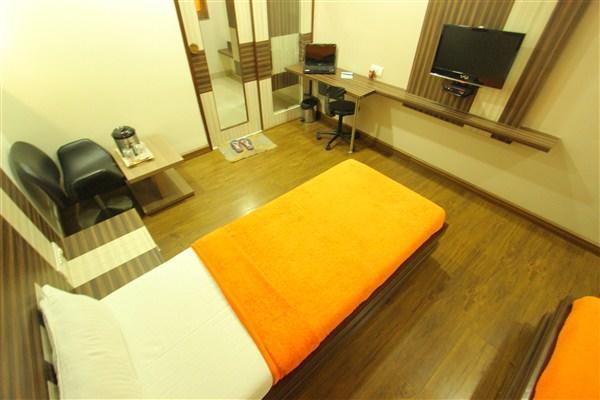 Hotel Princess Ankleshwar Exterior photo