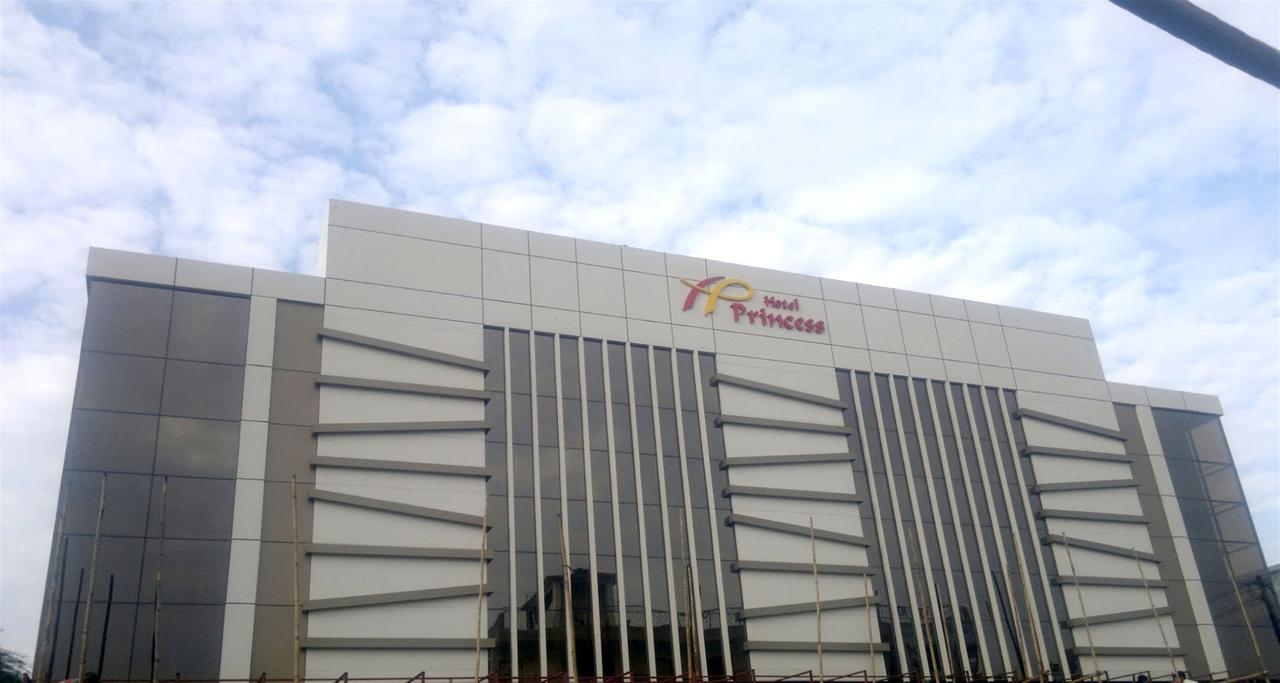 Hotel Princess Ankleshwar Exterior photo